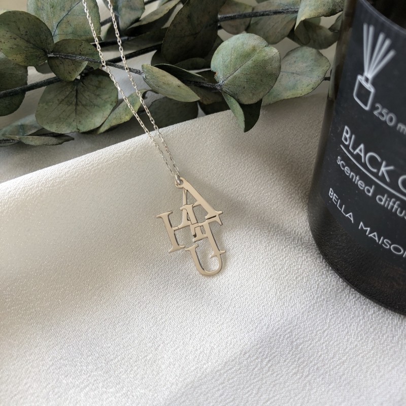 925 Ayar Gümüş Kesimli Çoklu Harf Kolye