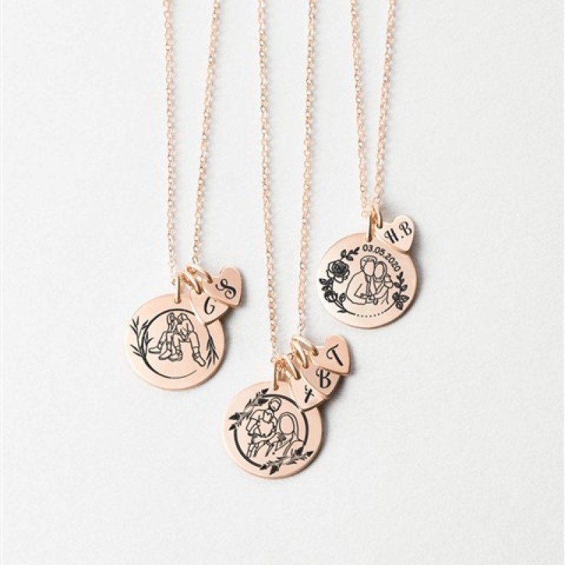 925 Ayar Gümüş Çerçeveli Kişiye Özel Çizgisel Harfli Kolye