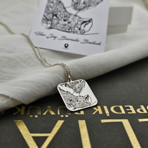 925 Ayar Gümüş Konum Kolye